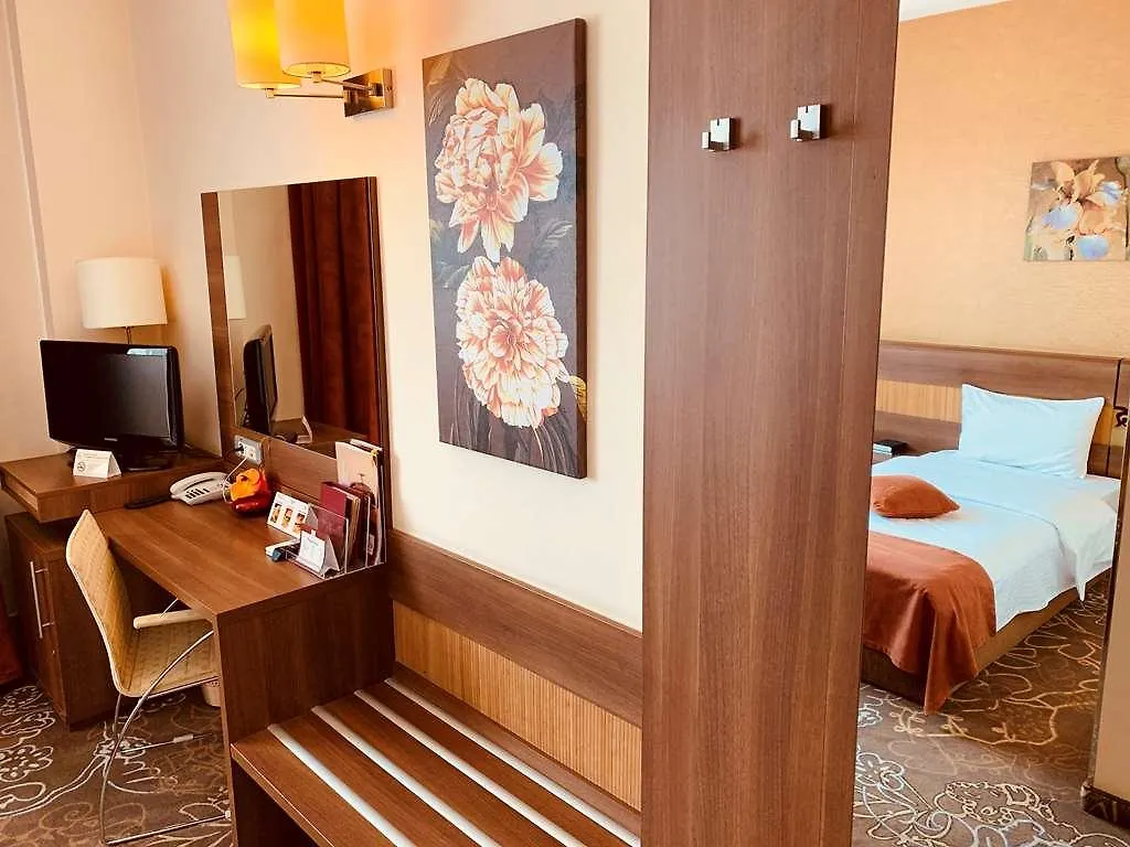 Rin Central Hotel Βουκουρέστι 4*,  Ρουμανία